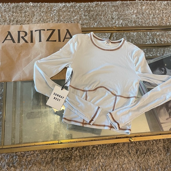 Aritzia Tops - New with tags Aritzia Sunday Best
DOVE LONG SLEEVE